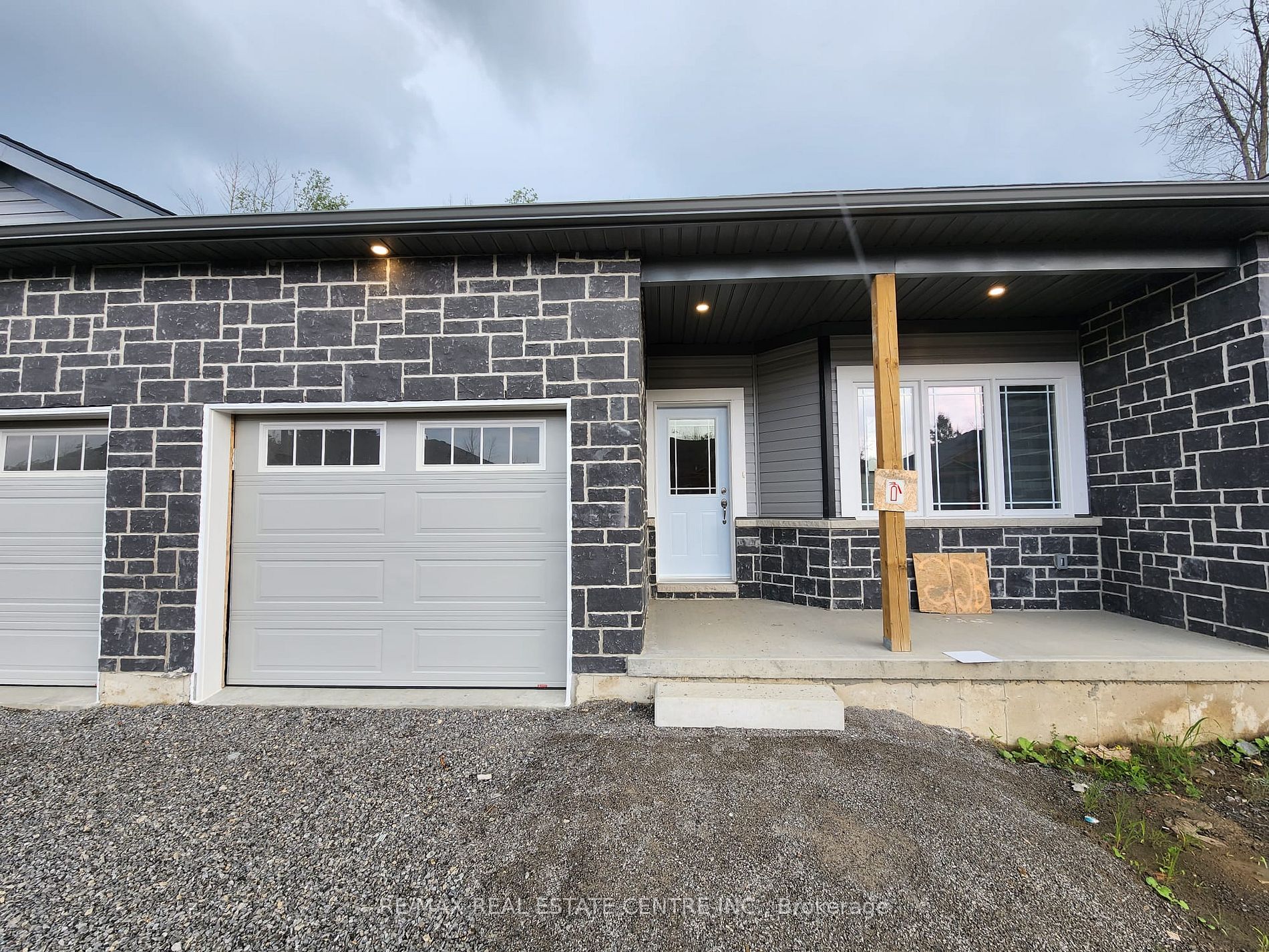 Listing X6685866 - Large Photo # 2