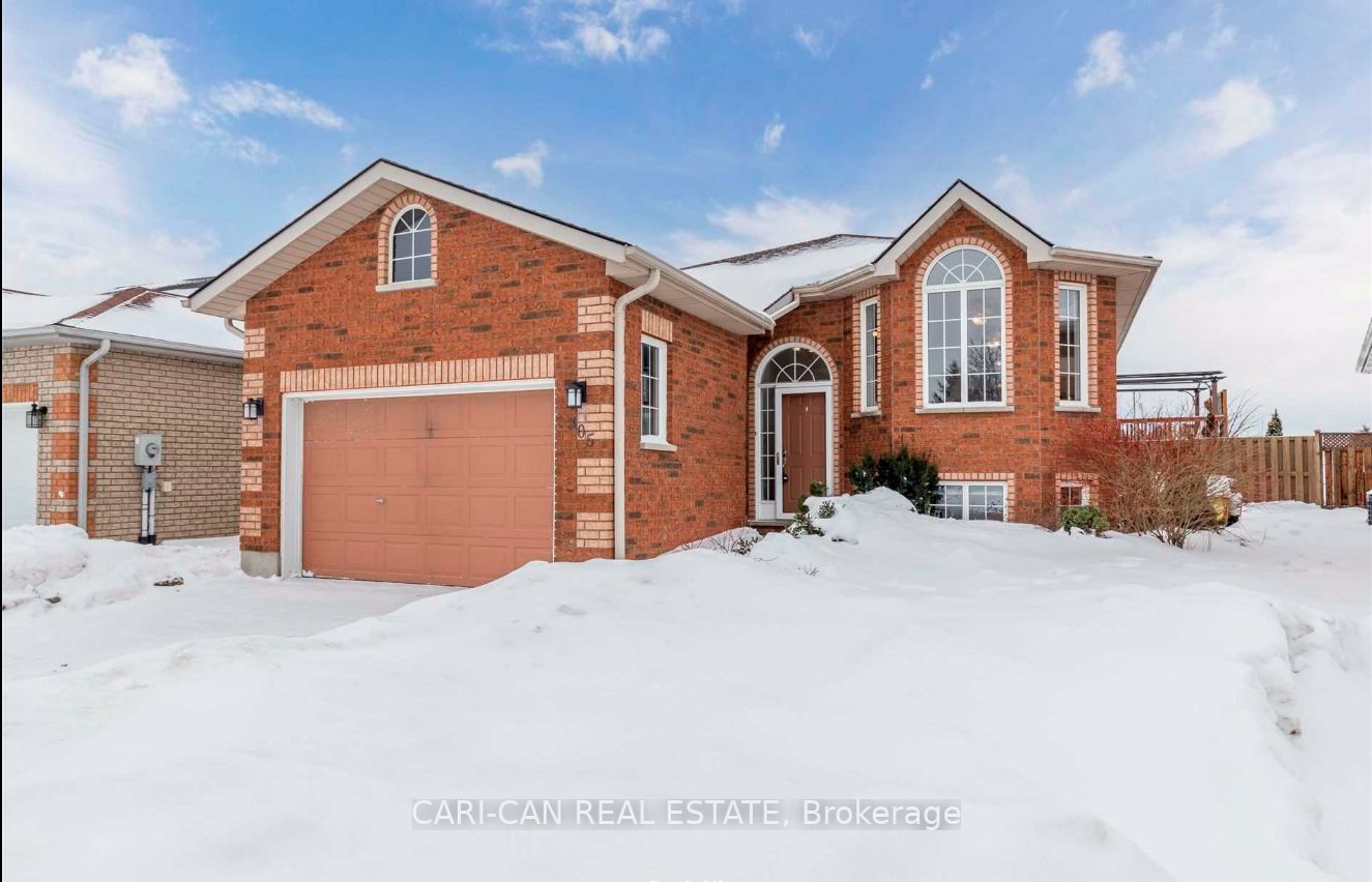 305 Longbow St