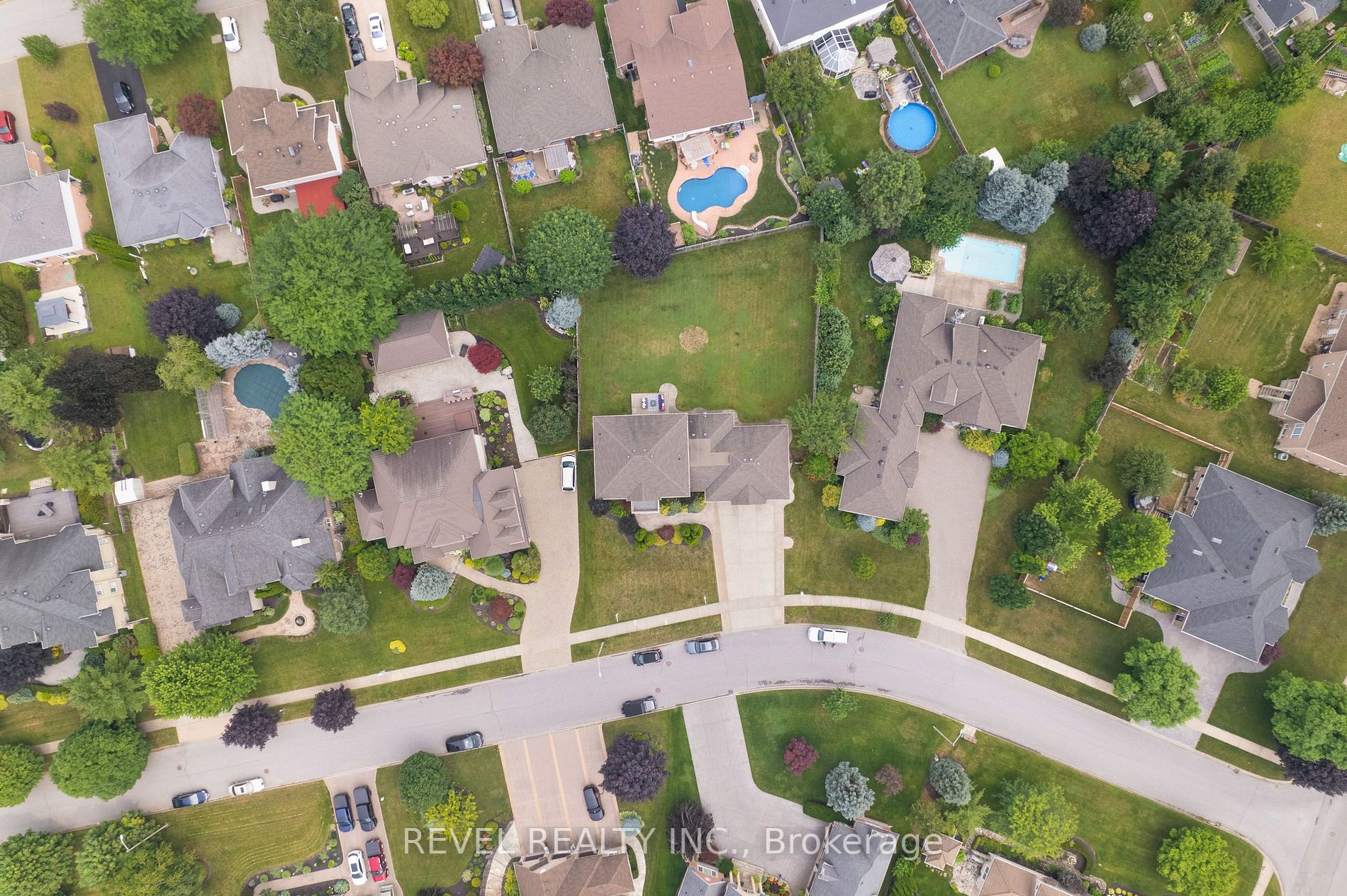 7847 Cathedral Drive