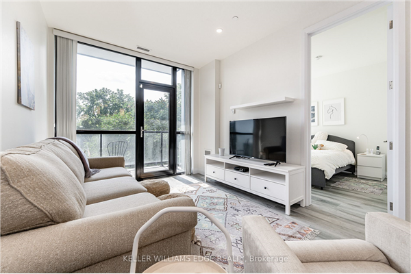 101 Locke St S, Hamilton