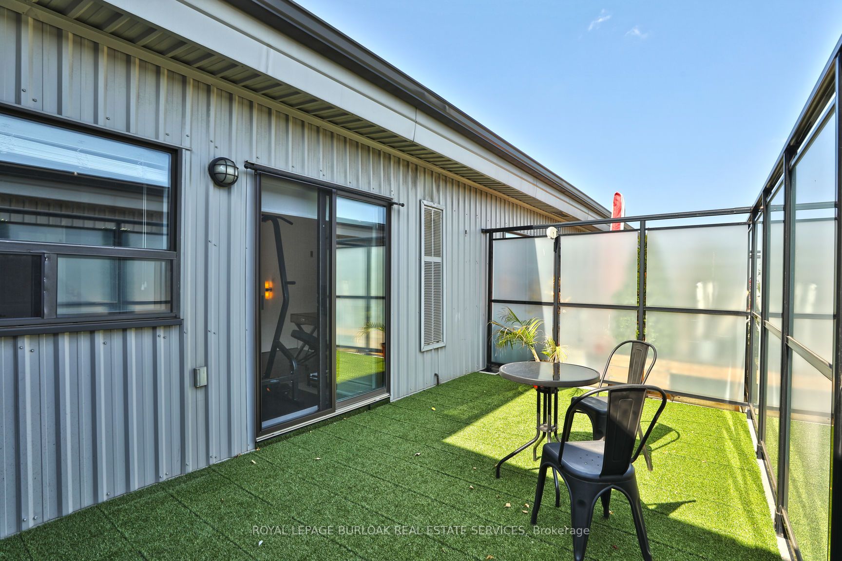 80 King William Street, #410