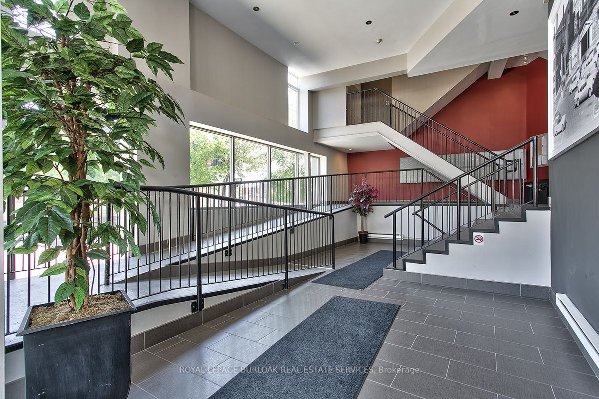 80 King William Street, #410