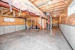419 Tealby Cres