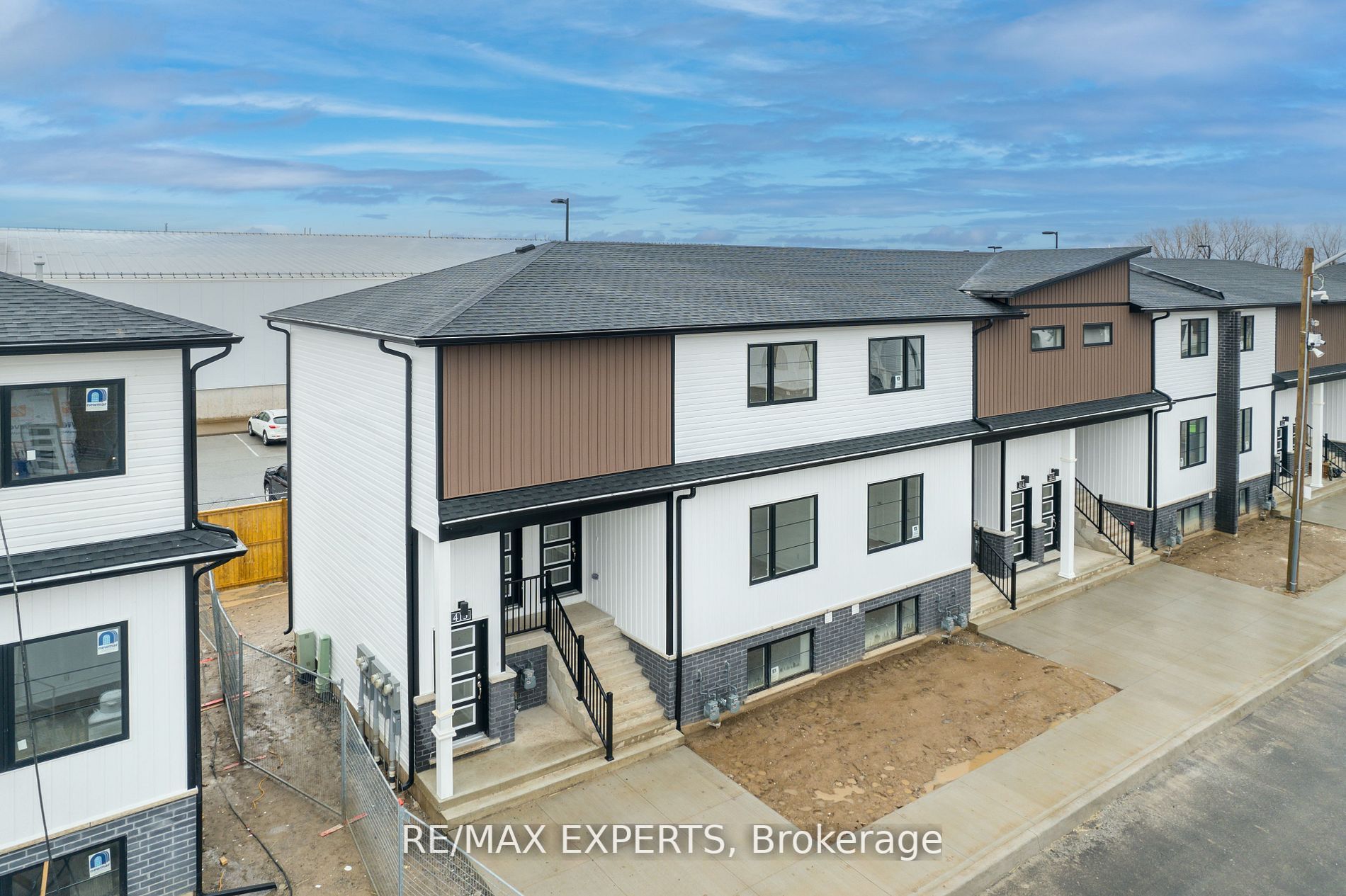 4263 Fourth Ave, #435