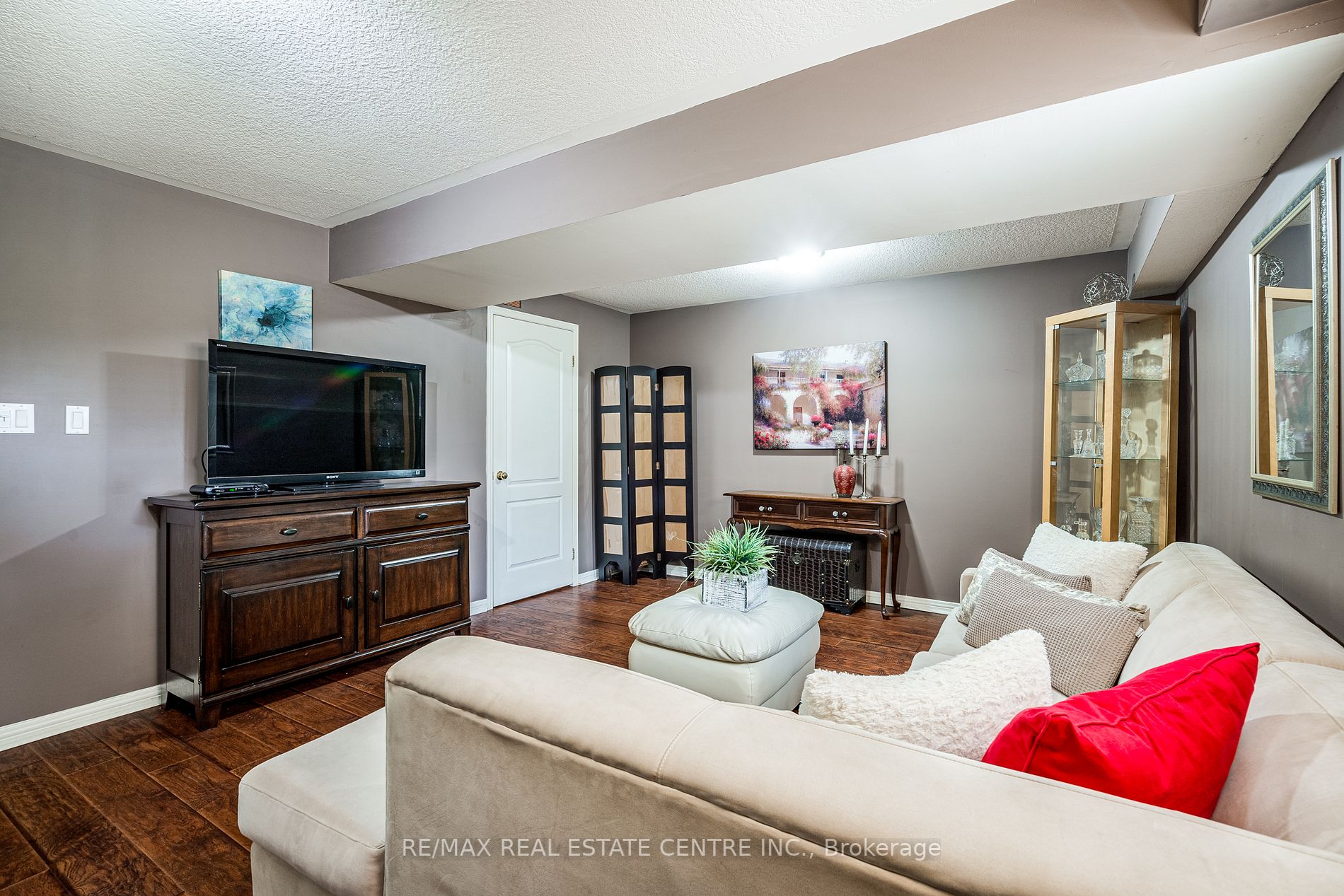 14 Fairhaven Dr