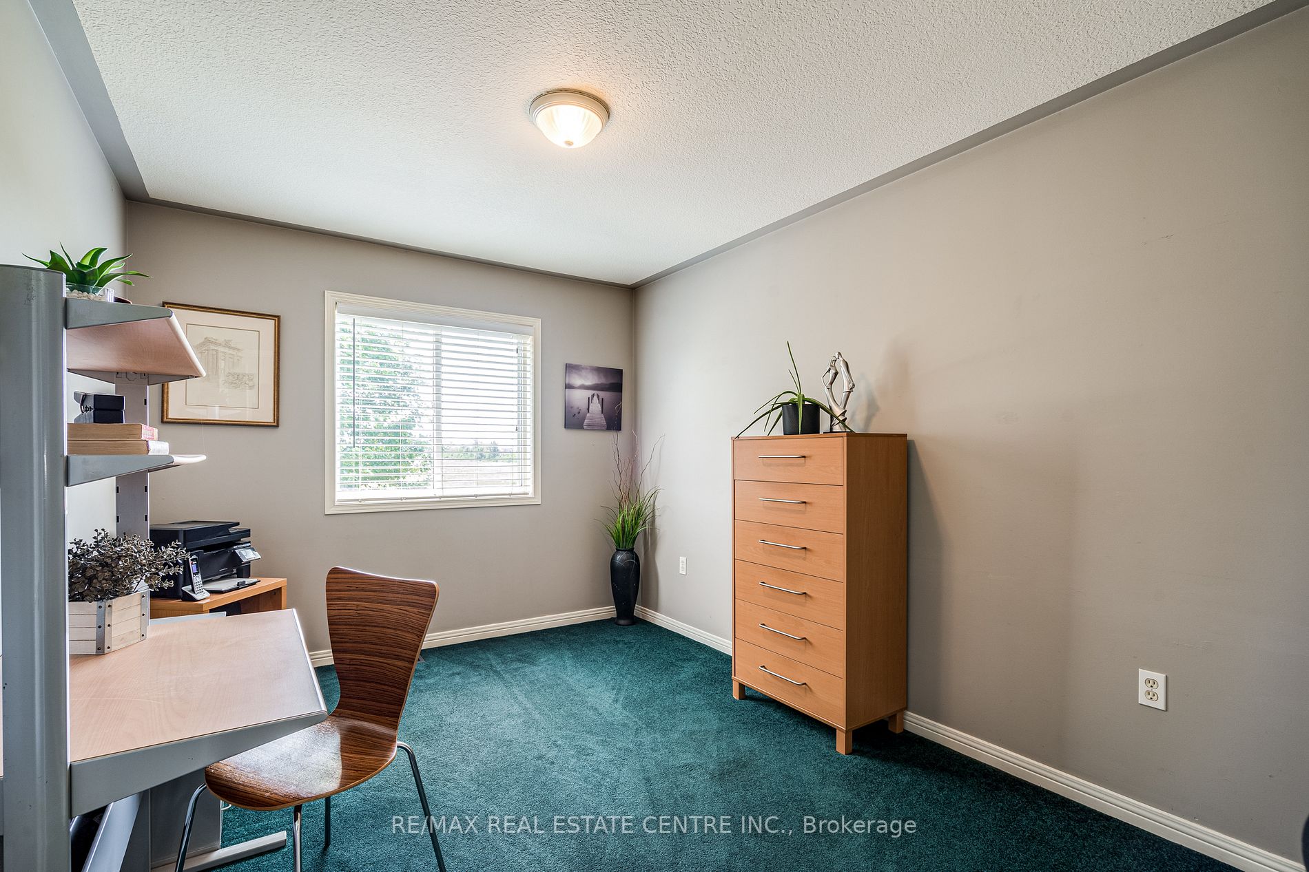 14 Fairhaven Dr