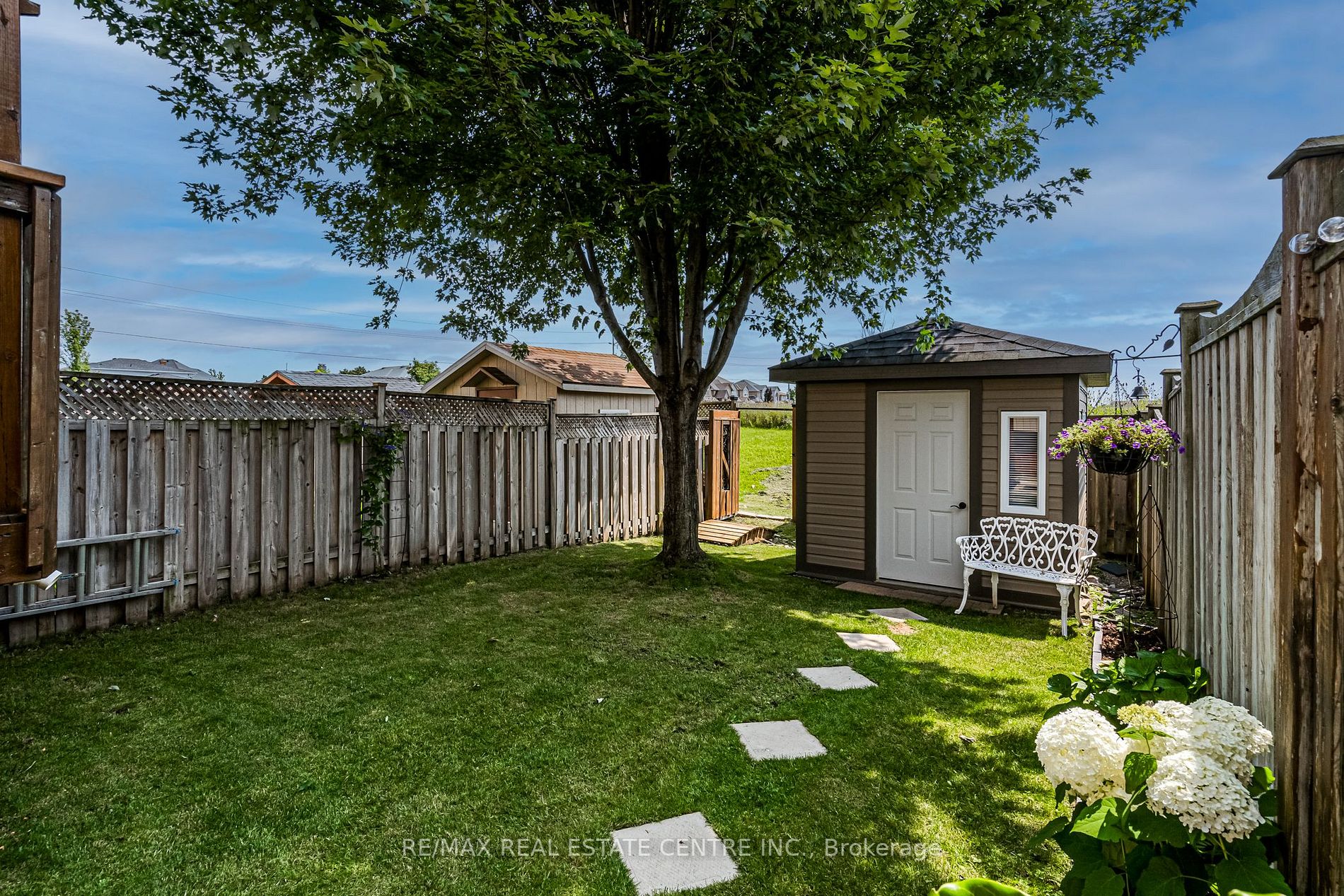 14 Fairhaven Dr