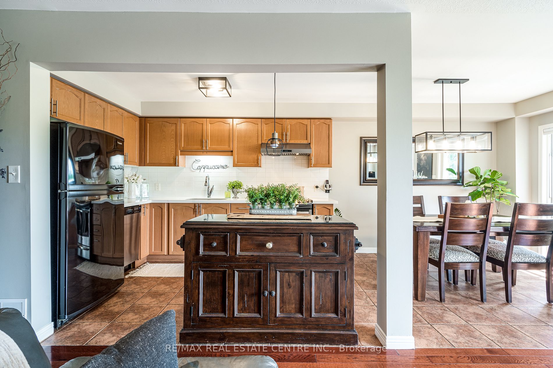 14 Fairhaven Dr