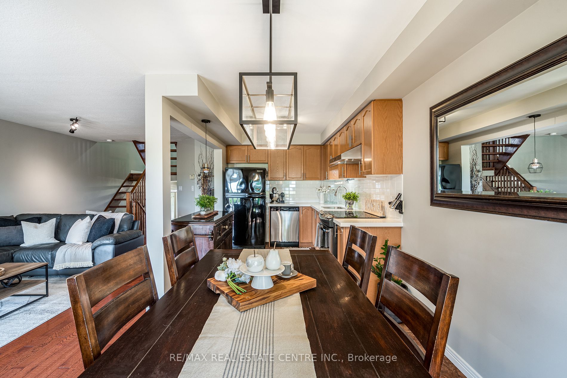 14 Fairhaven Dr