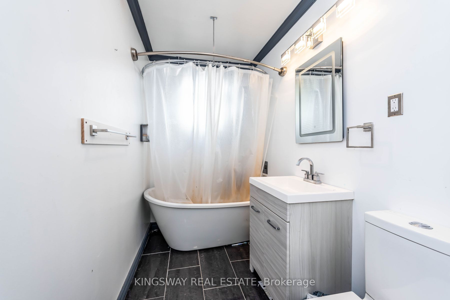 Listing X6689948 - Large Photo # 4