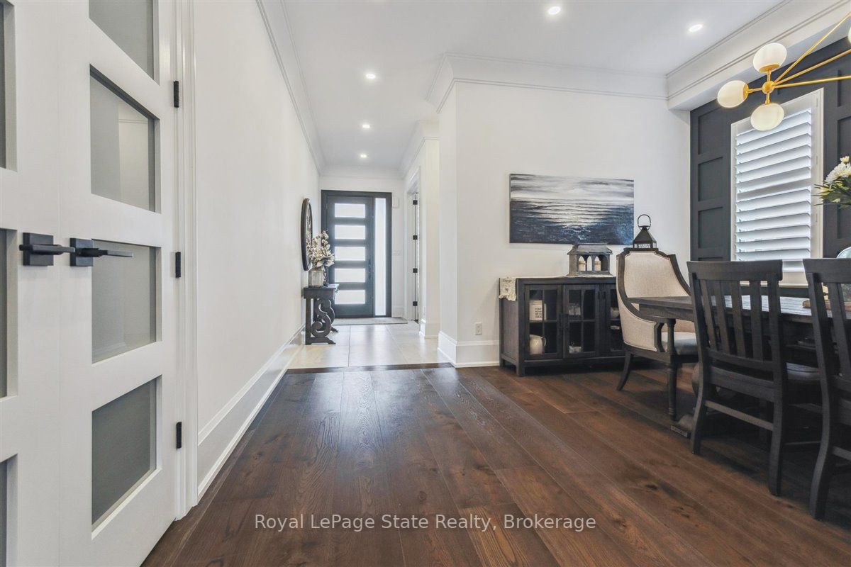 37 DEERHURST Road