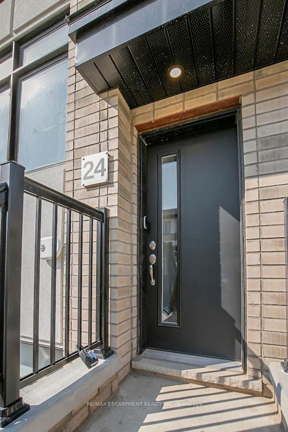 527 Shaver Rd, #24
