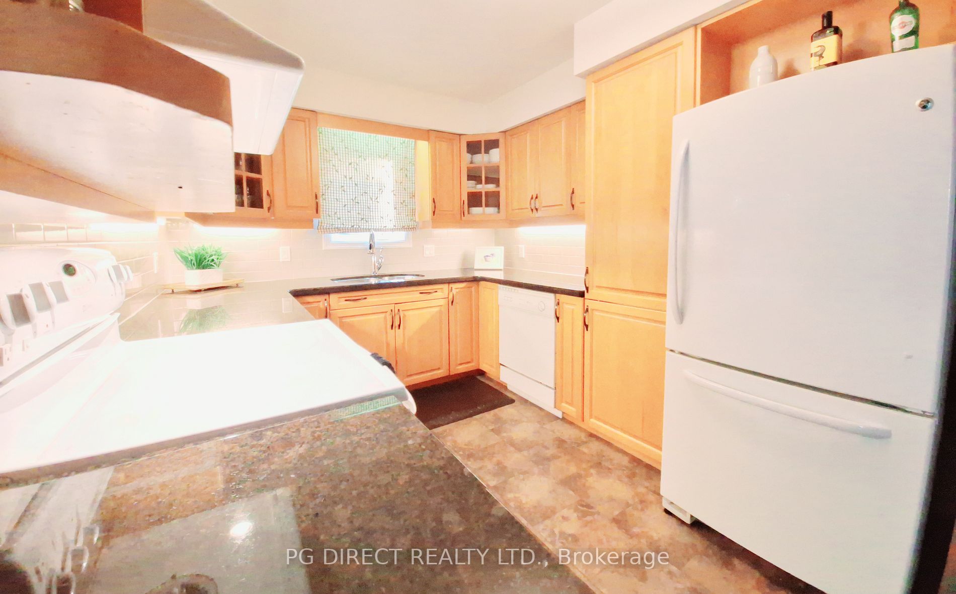 46 Kemp Dr