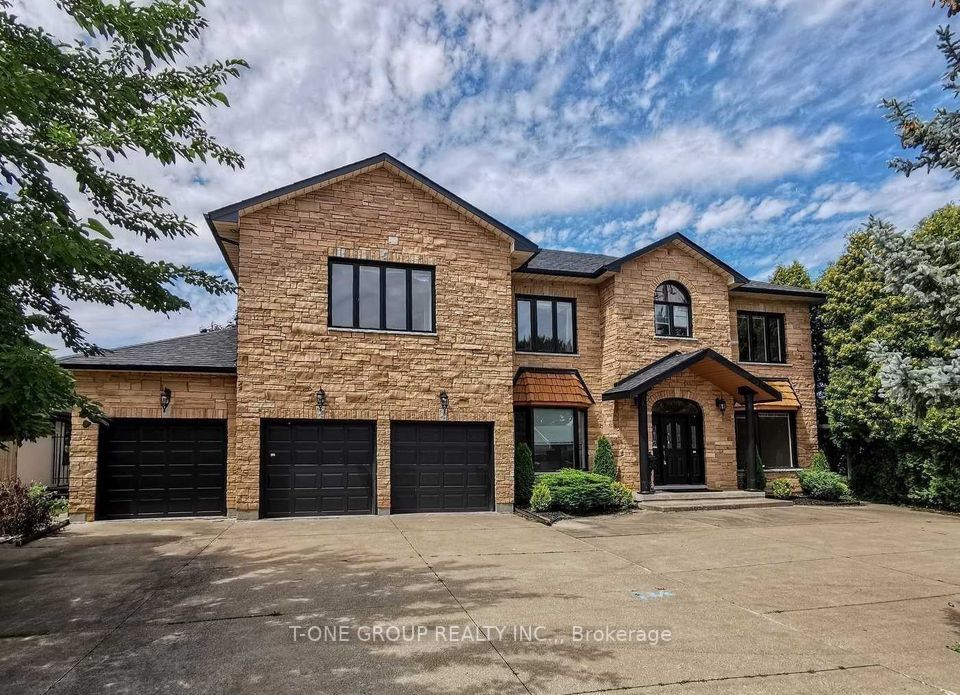 411 Kerman Ave