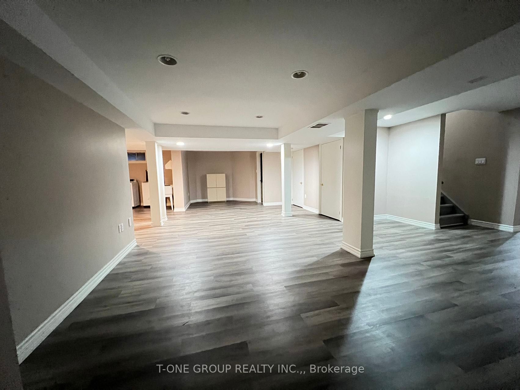 411 Kerman Ave