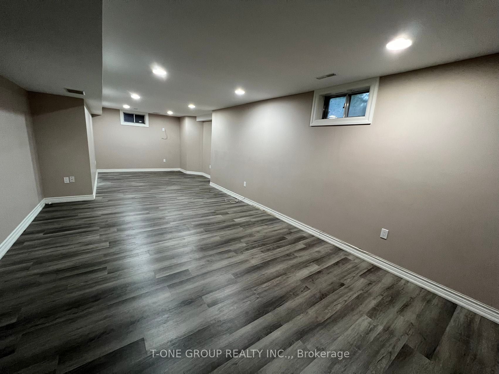 411 Kerman Ave
