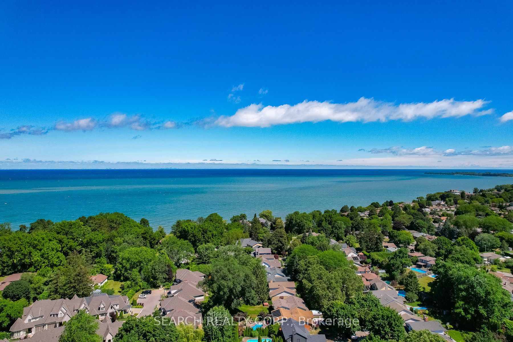 1 Shoreline Dr