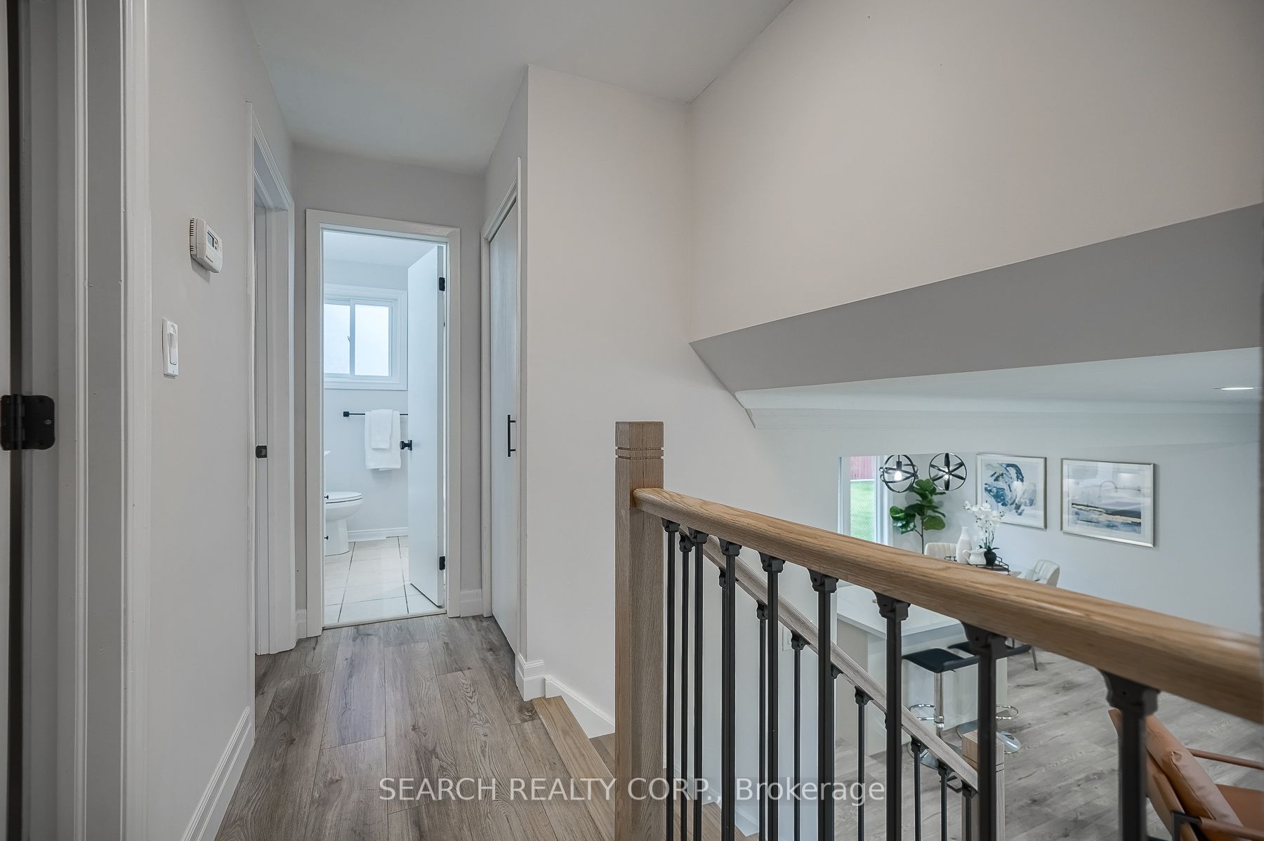 1 Shoreline Dr