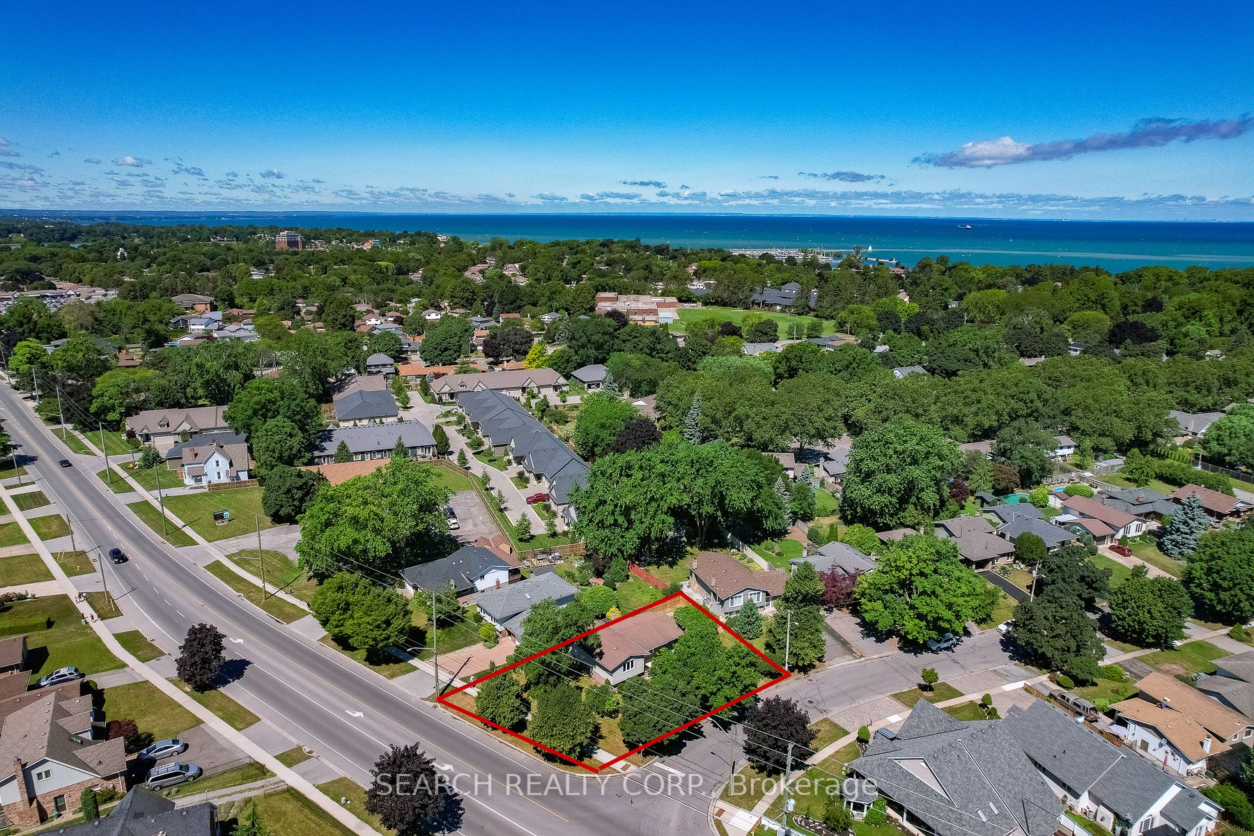 1 Shoreline Dr