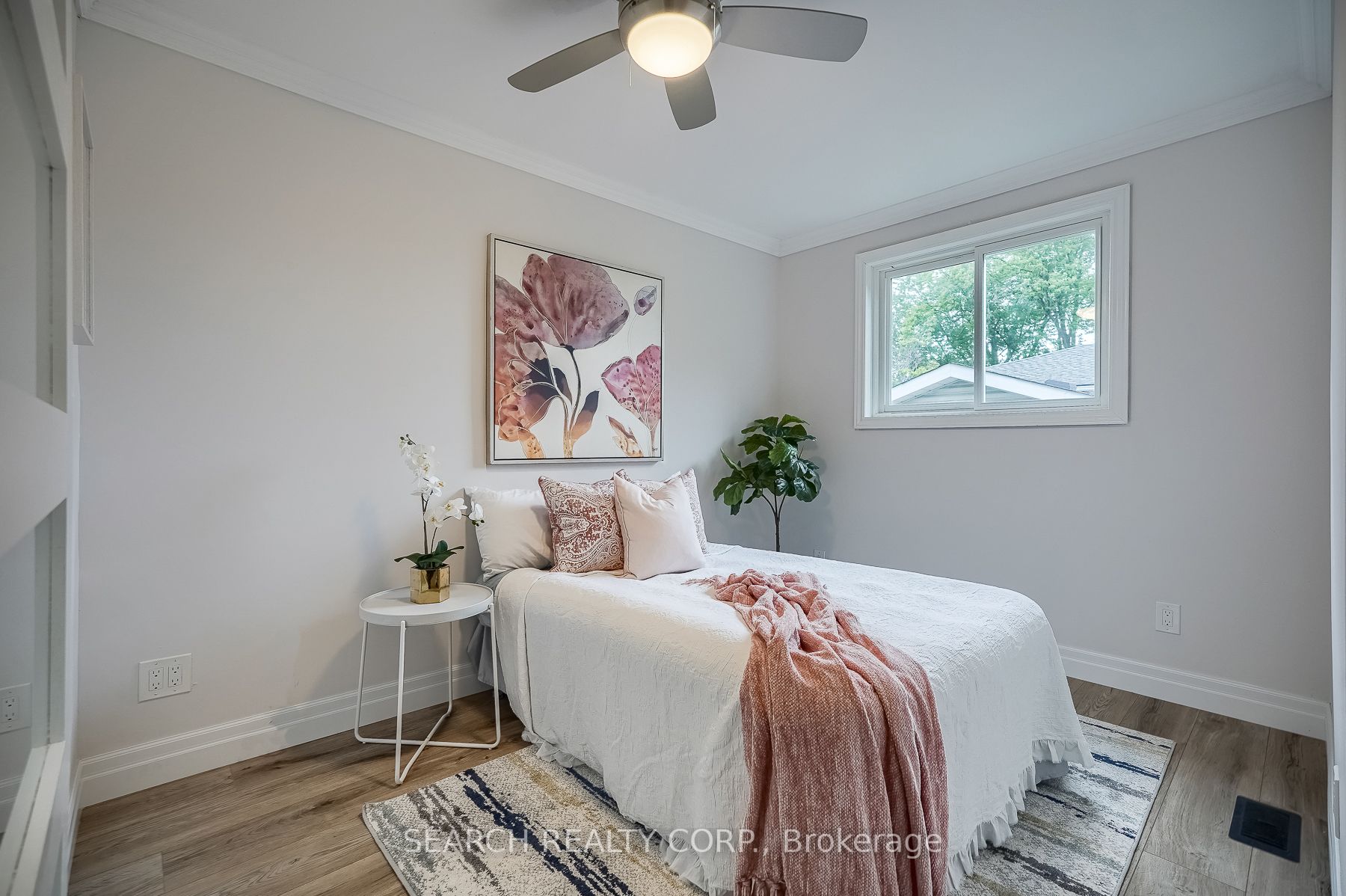 1 Shoreline Dr