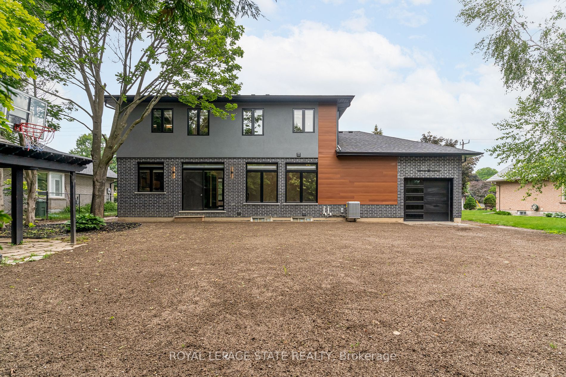 336 Fiddlers Green Rd