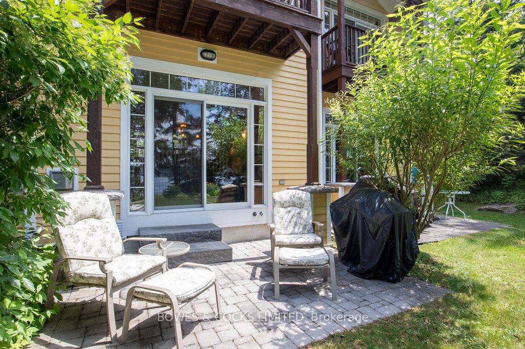 1579 Anstruther Lake Road, #7