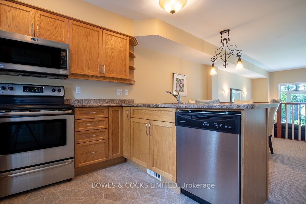 1579 Anstruther Lake Road, #7