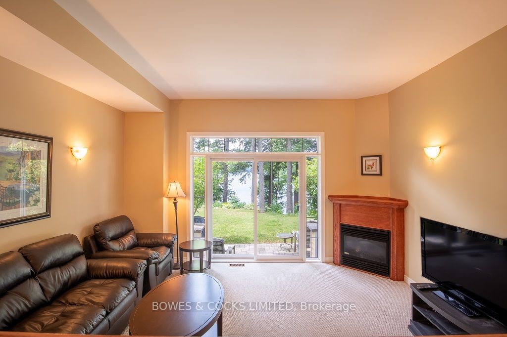 1579 Anstruther Lake Road, #7