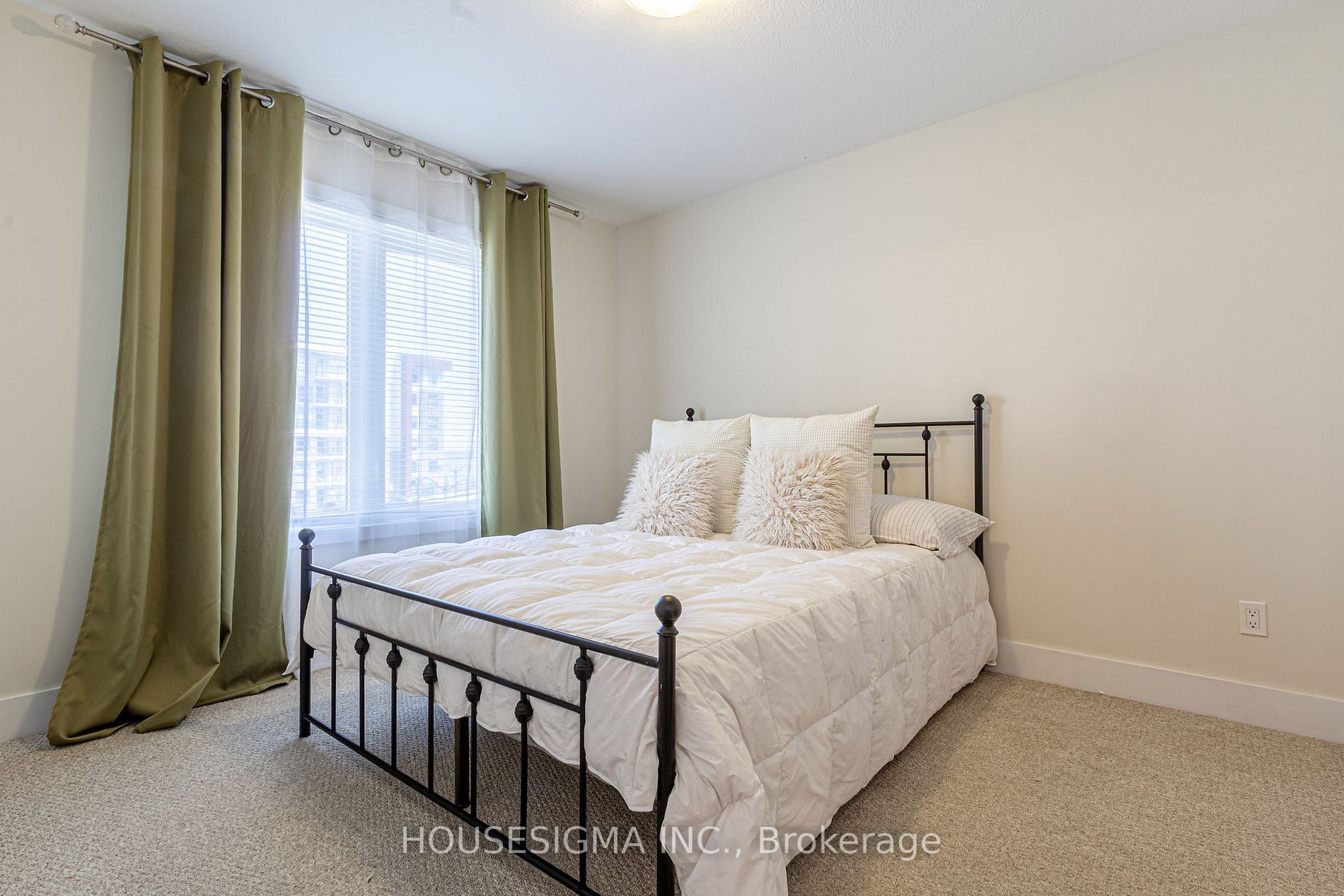 115 Shoreview Place, #Th#11