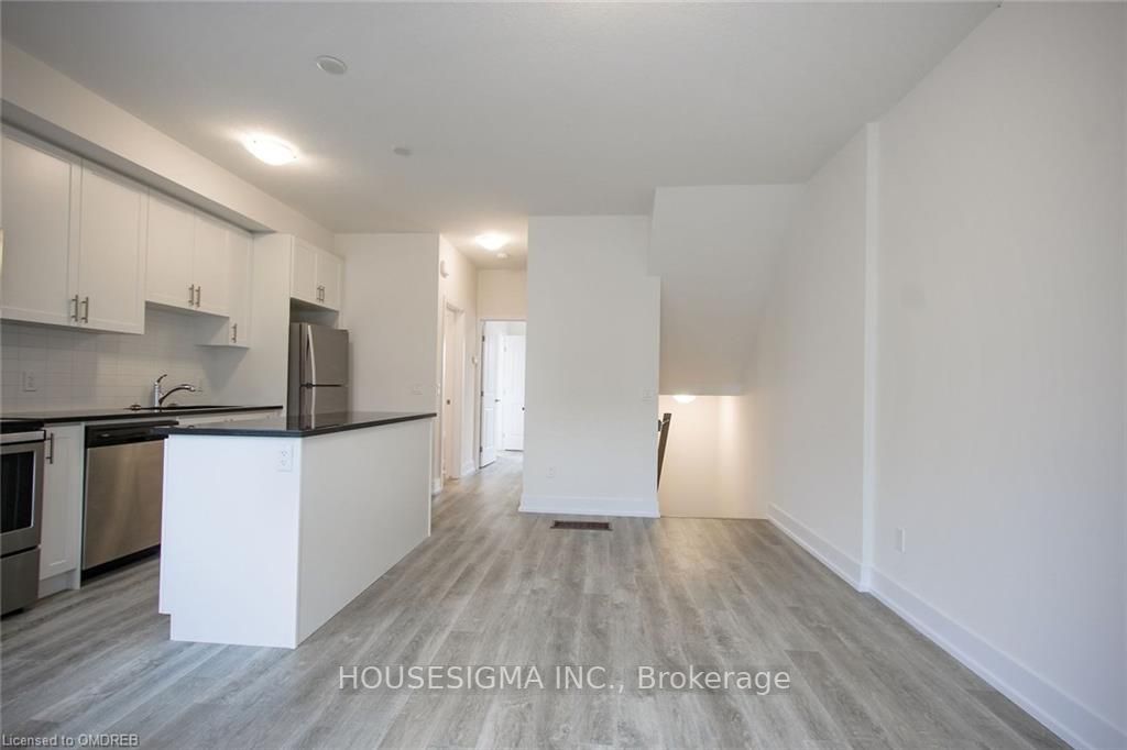 115 Shoreview Place, #Th#11
