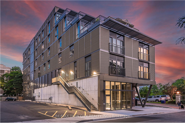 51 David St, Kitchener