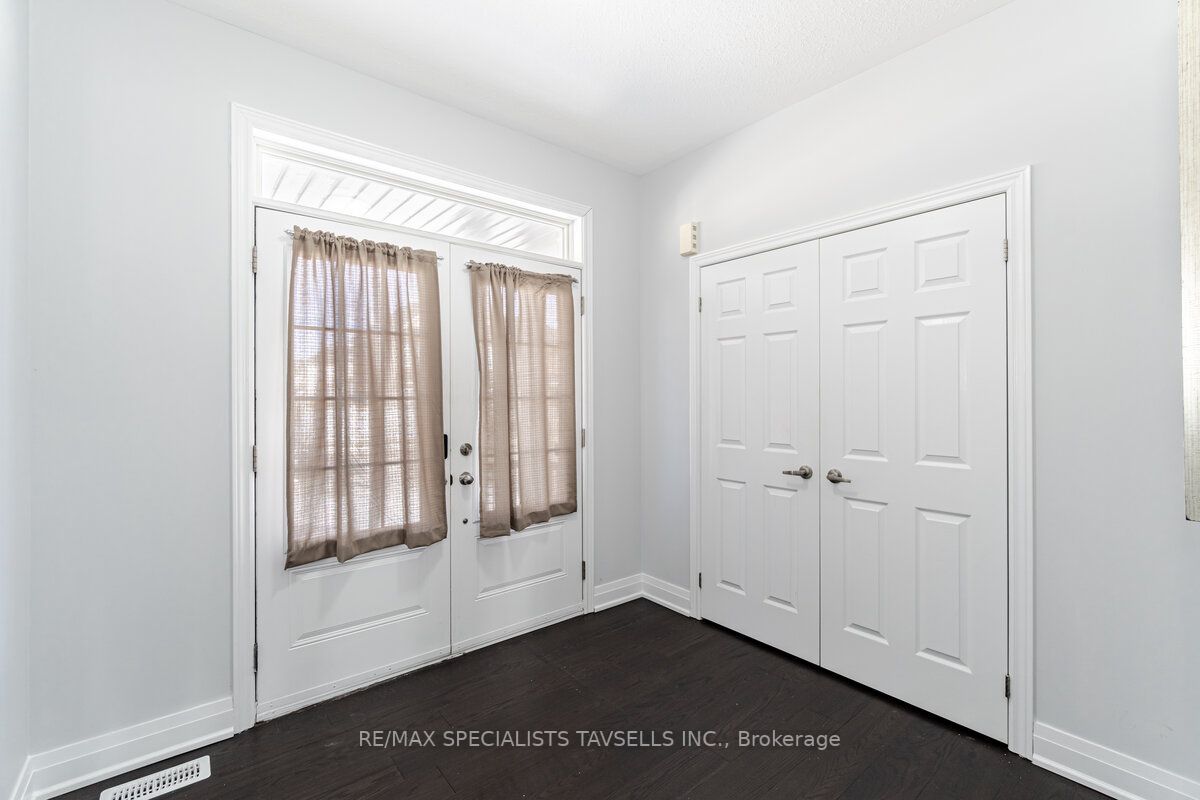 Listing X6696258 - Large Photo # 3