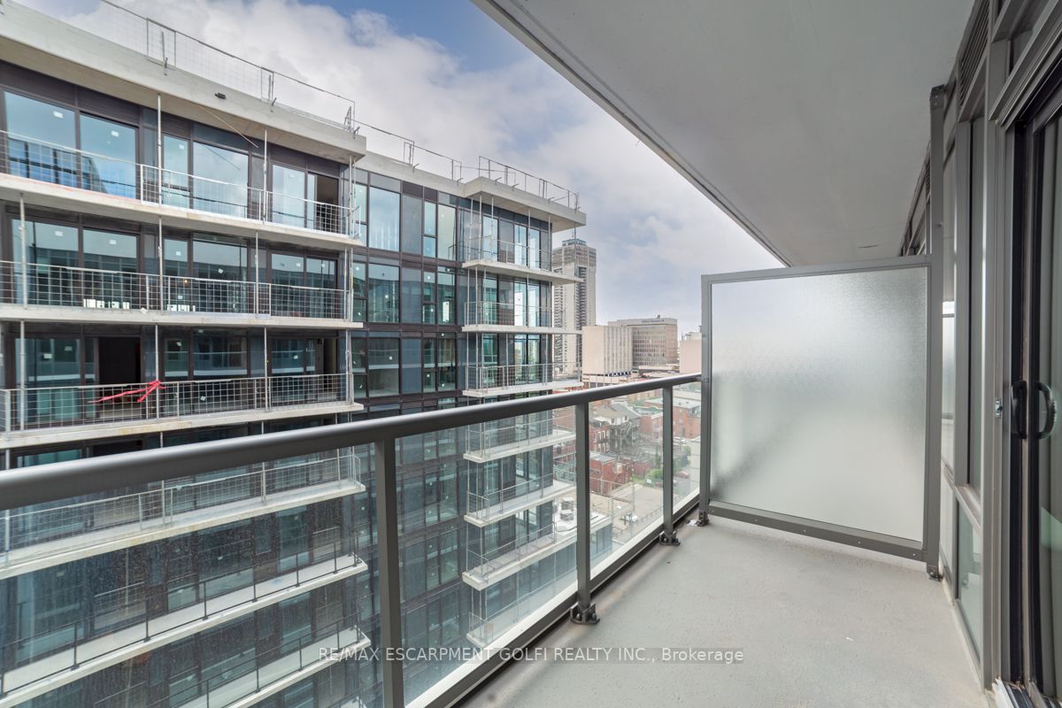 212 King William St, #1312