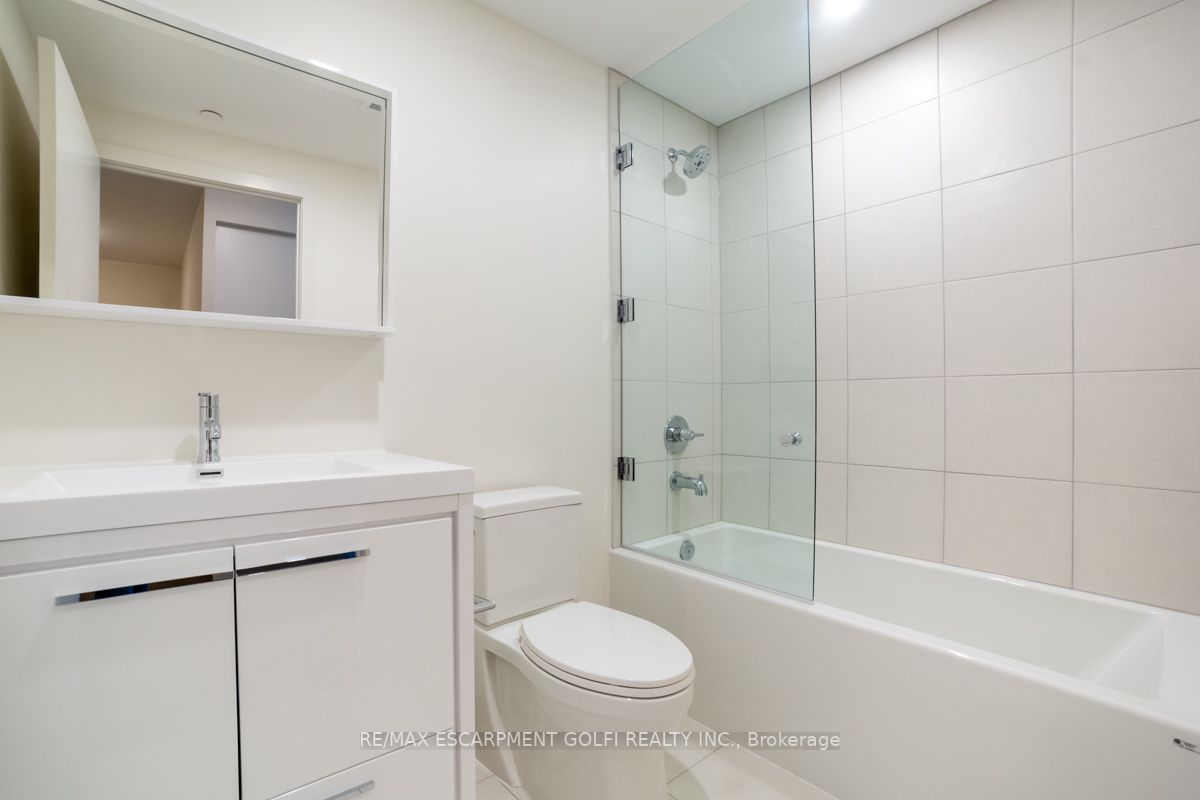 212 King William St, #1312