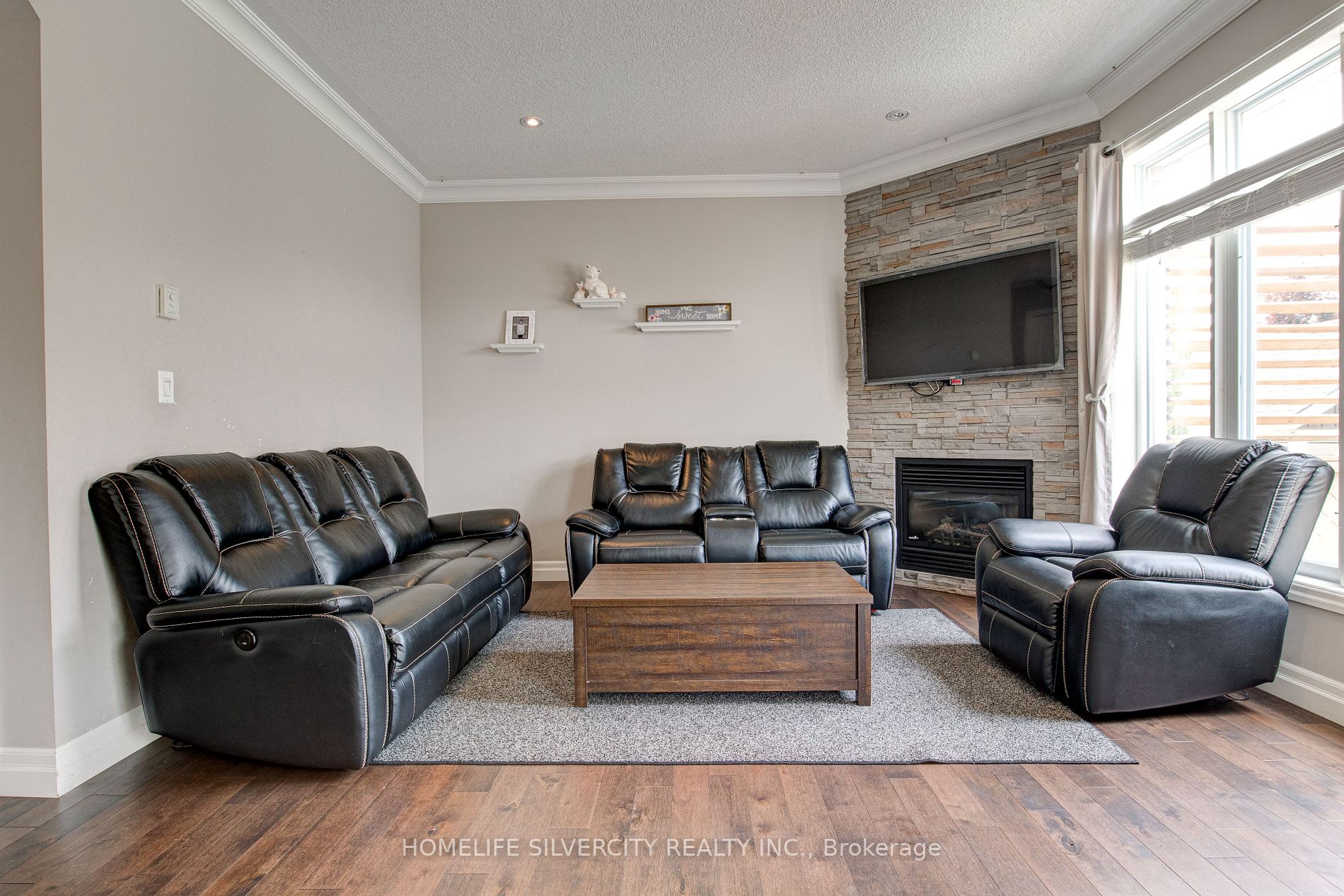 505 Lakeview Dr