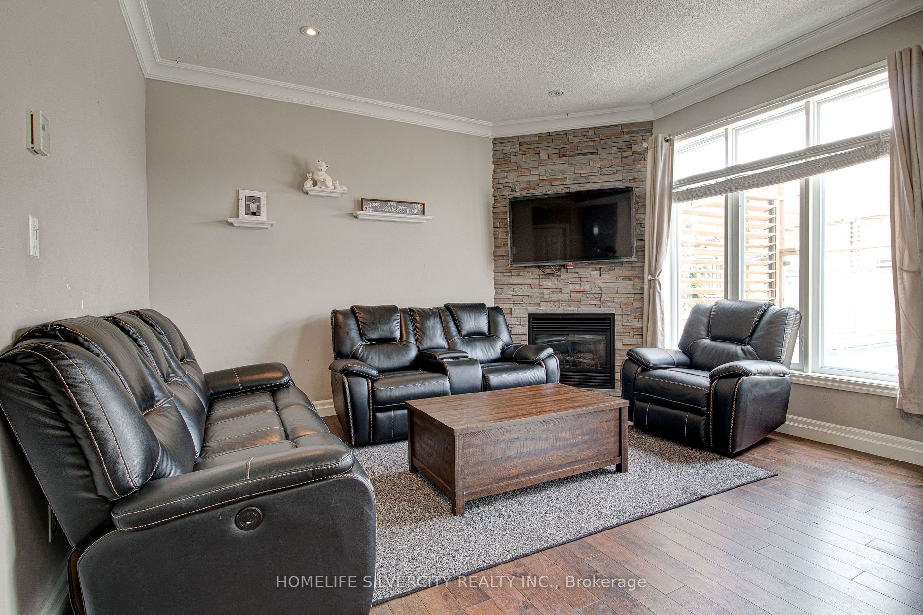 505 Lakeview Dr