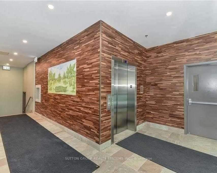 250 Albert Street, #504