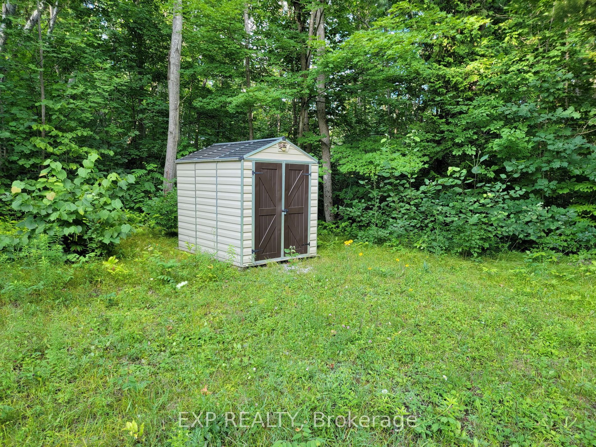 316 High Shore Road