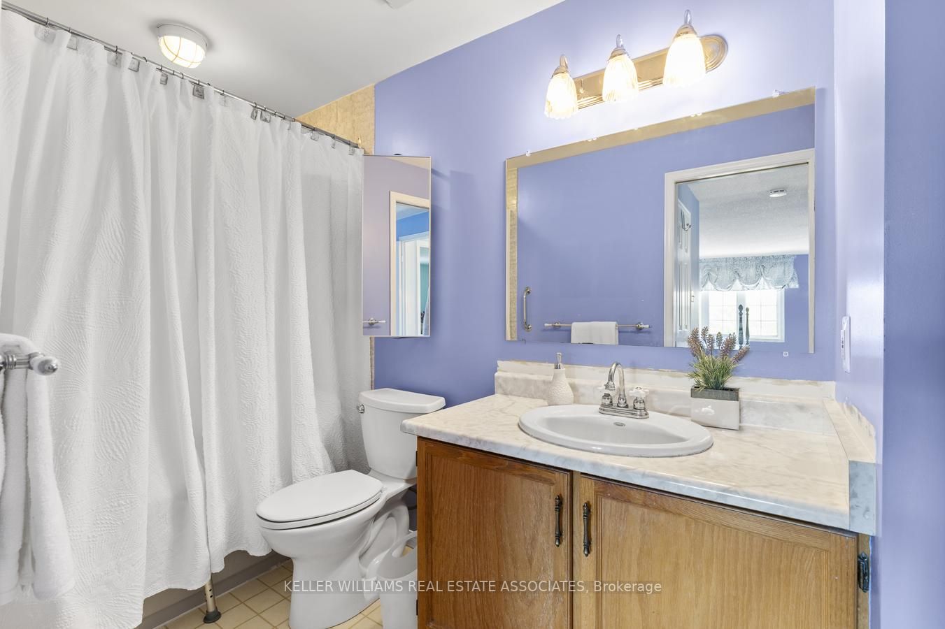 104 Woodlawn Road E, #4