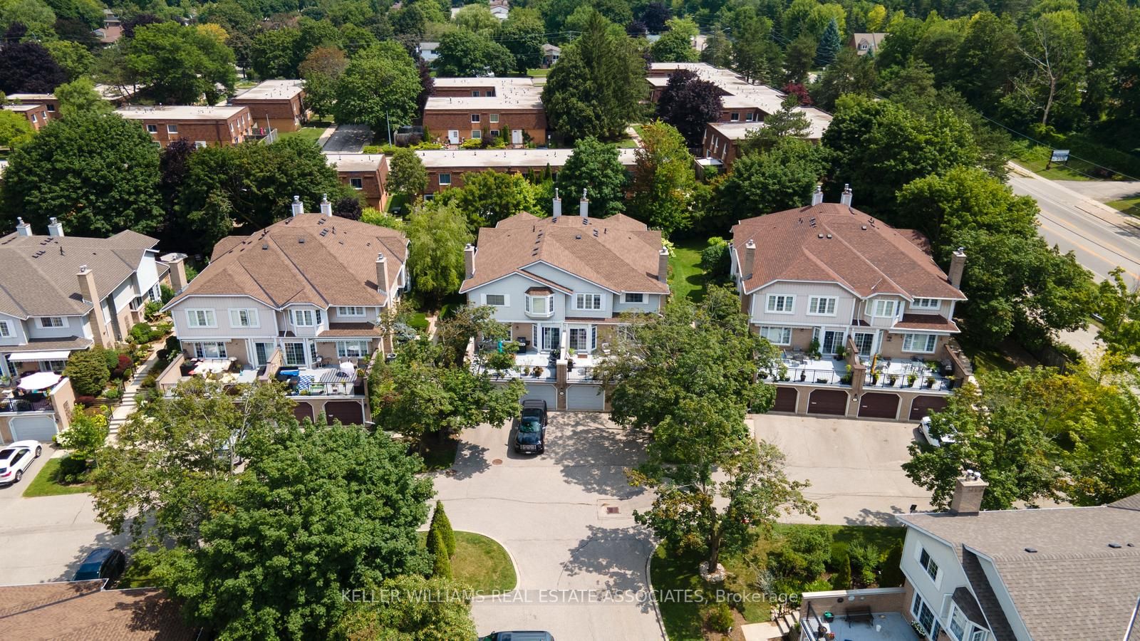 104 Woodlawn Road E, #4