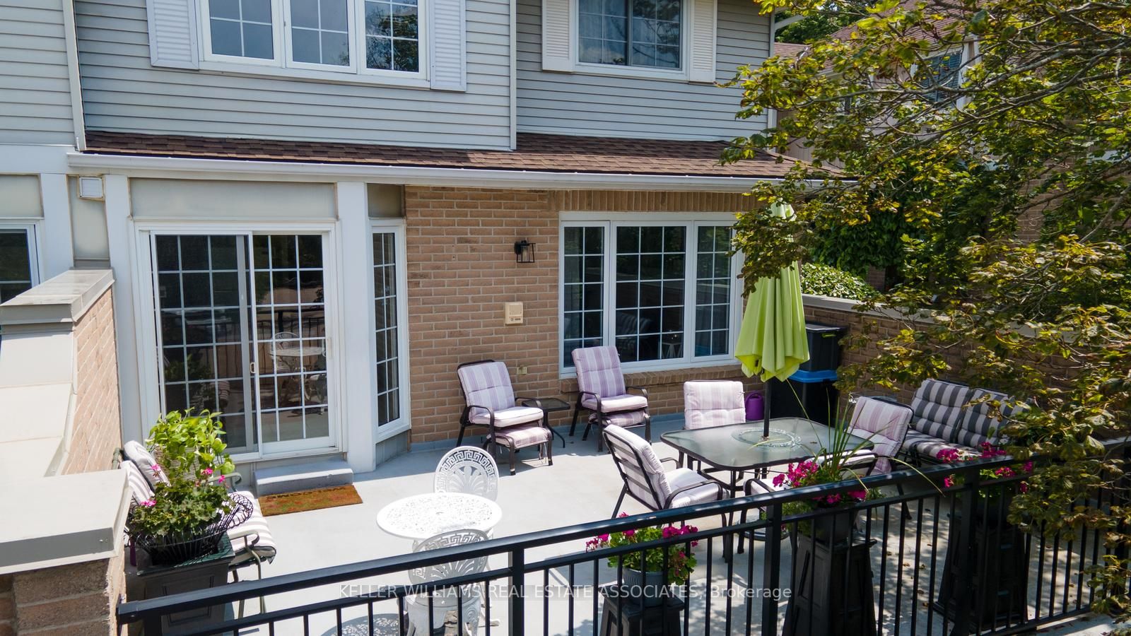 104 Woodlawn Road E, #4