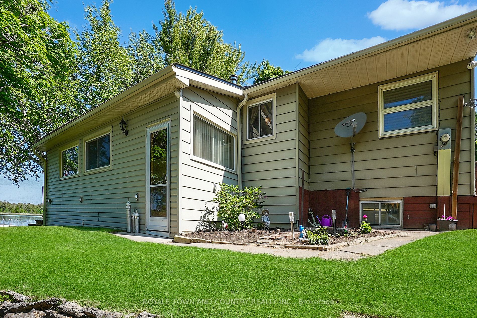 93 Driftwood Shores Rd