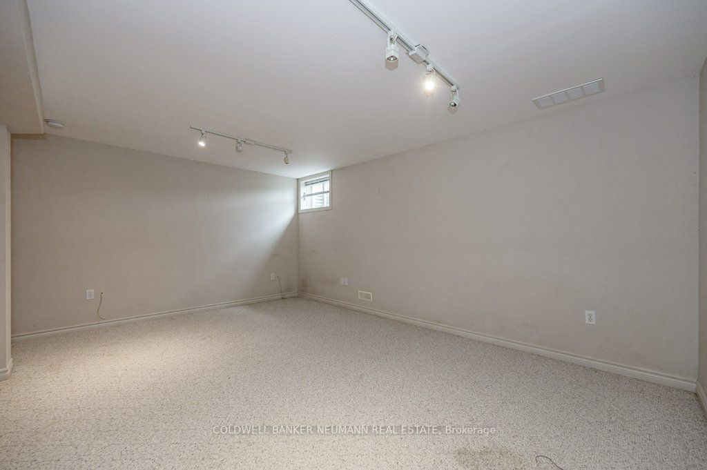 124 Gosling Gardens, #43