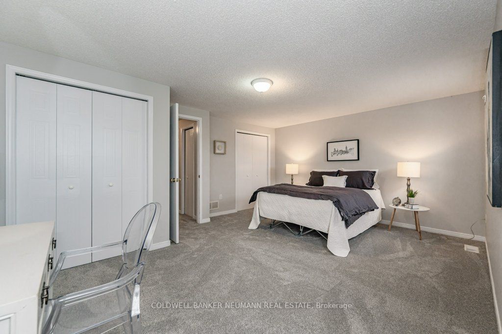 124 Gosling Gardens, #43