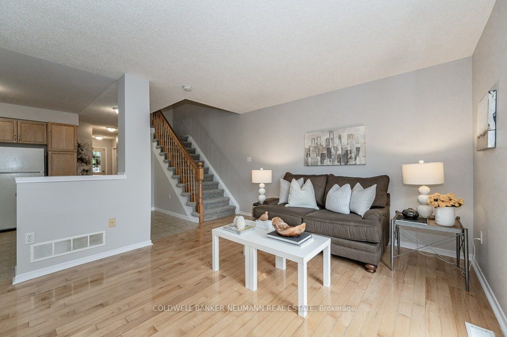 124 Gosling Gardens, #43
