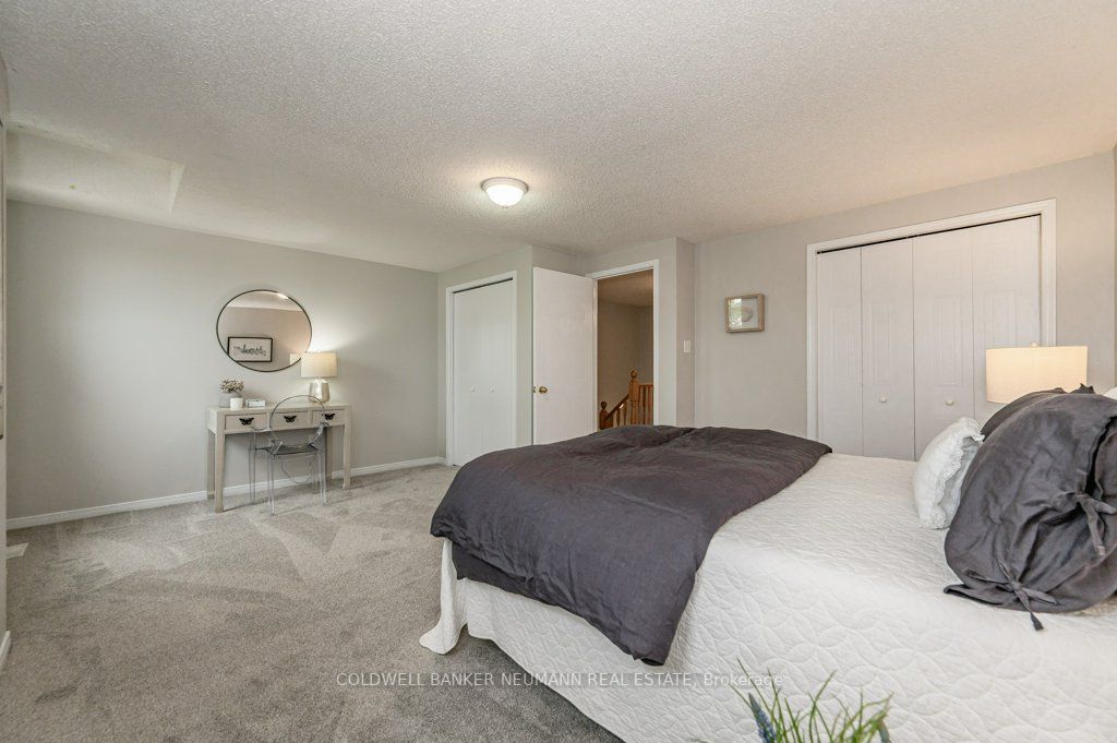 124 Gosling Gardens, #43