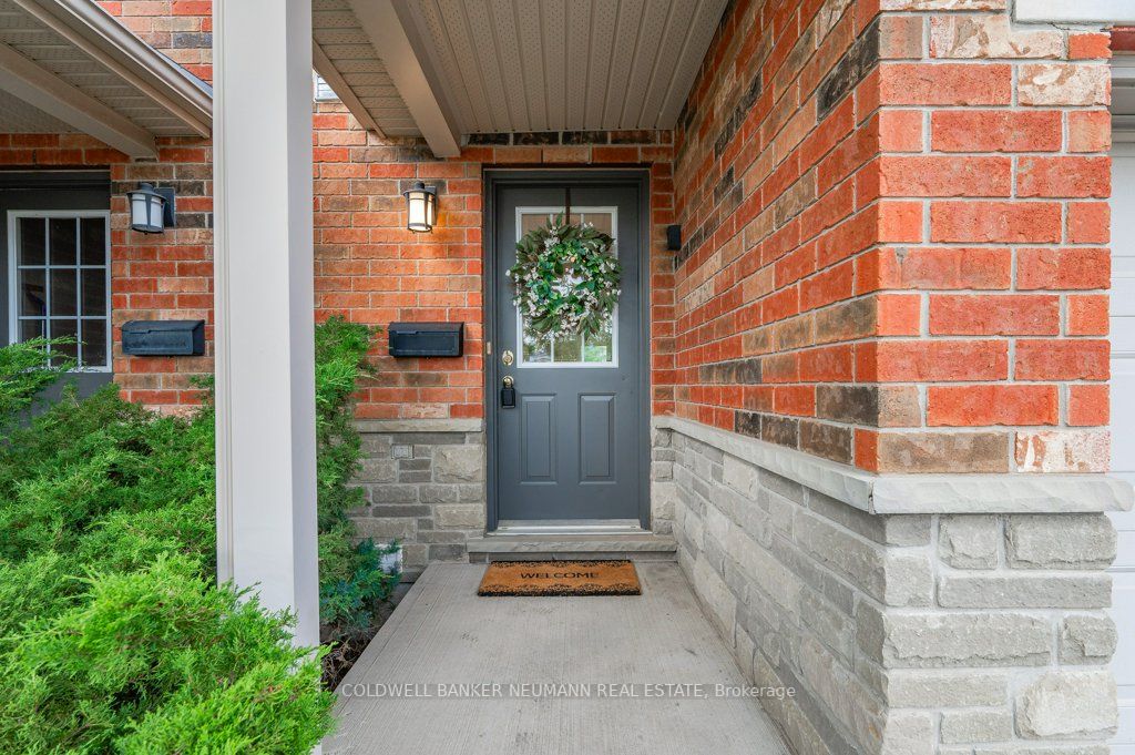 124 Gosling Gardens, #43