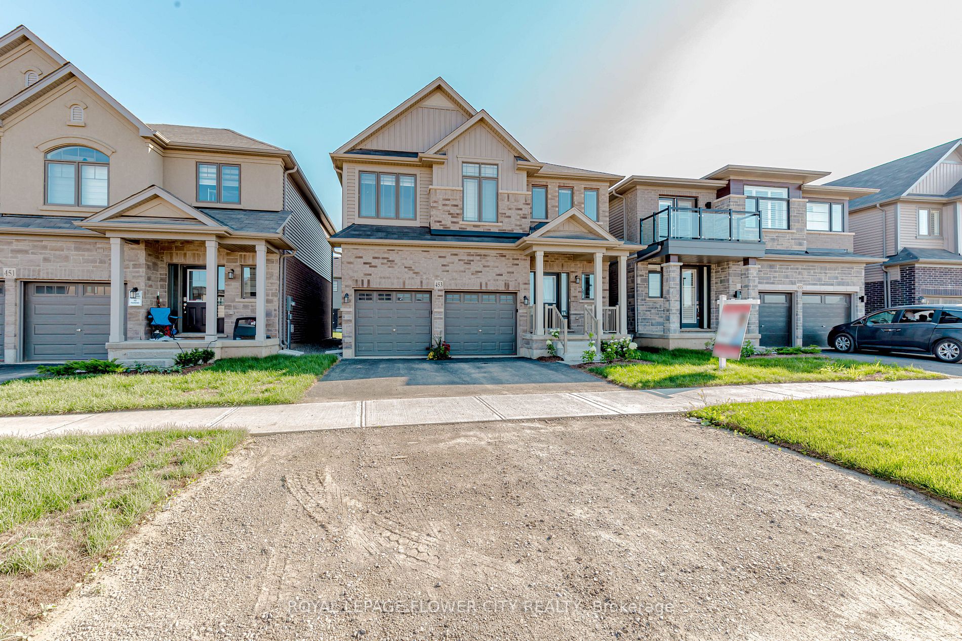 453 Blackburn Dr