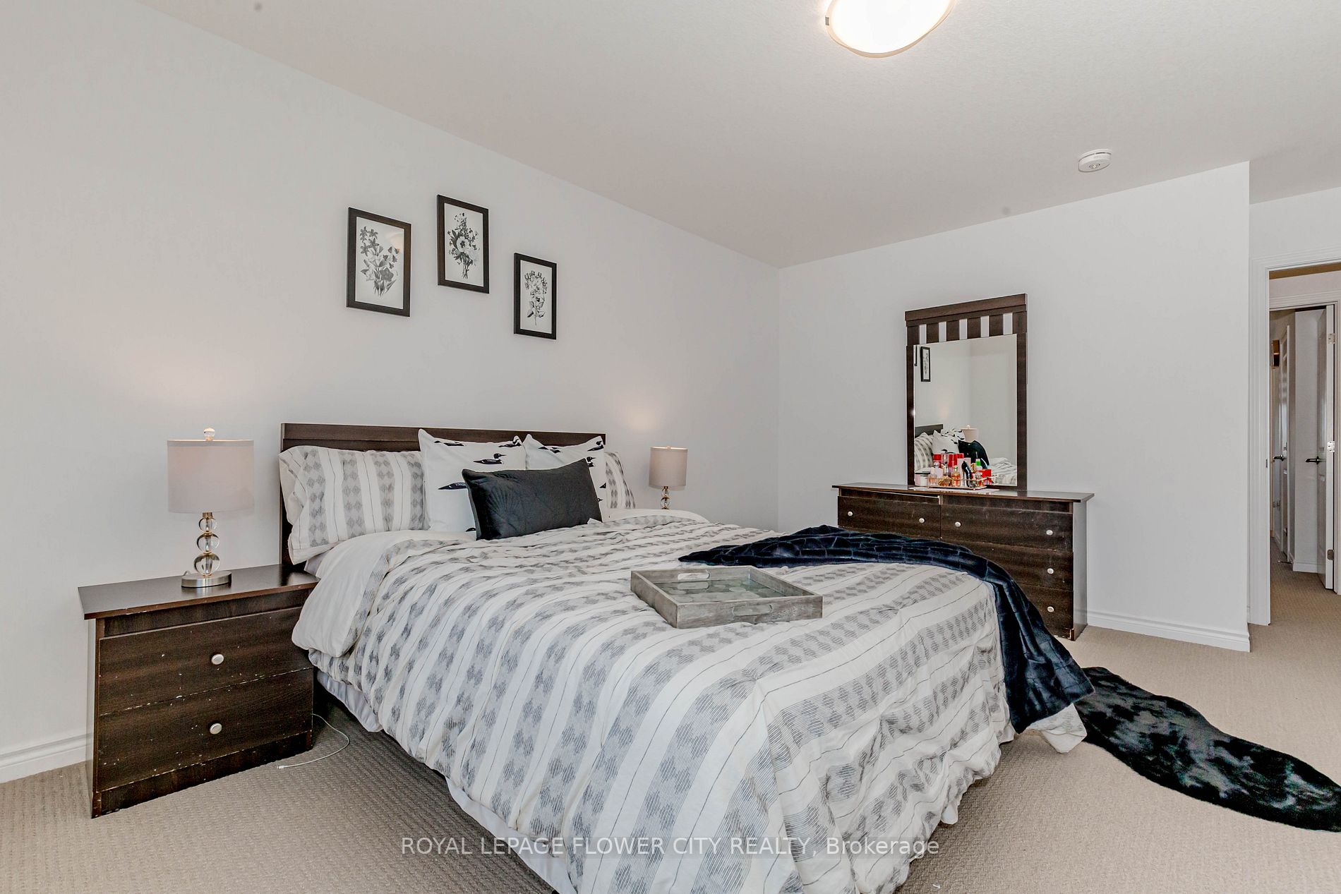 453 Blackburn Dr