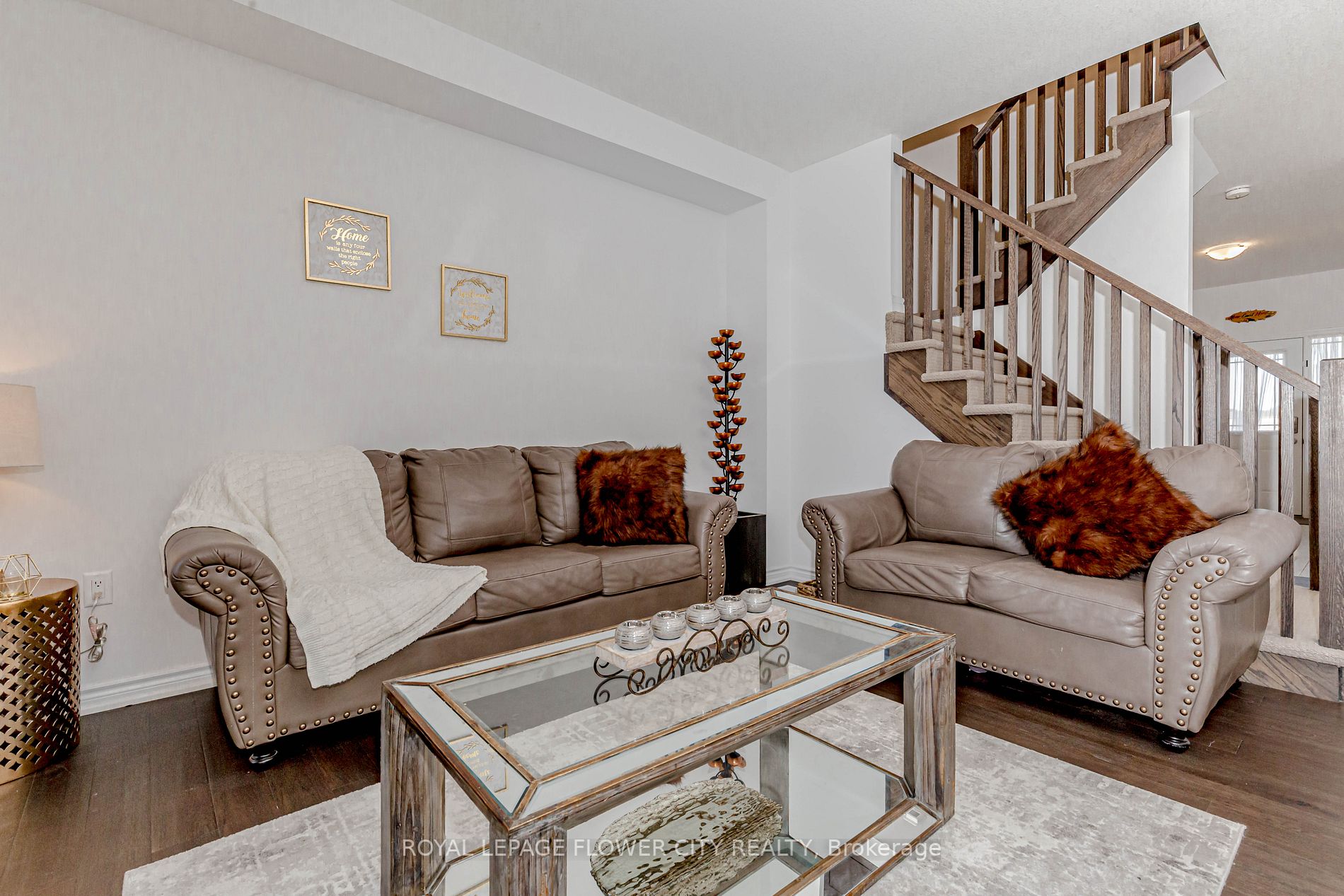 453 Blackburn Dr